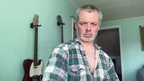 howlingatnothing online show from 04.14.26