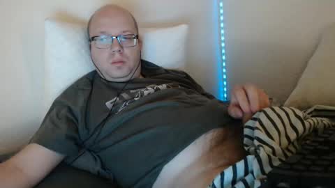 Snapshot of hoyboydkk chatting on 10.05.25 Christian online show from 10.05.25