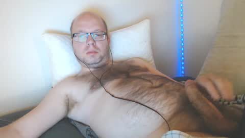 Snapshot of hoyboydkk chatting on 10.09.25 Christian online show from 10.09.25