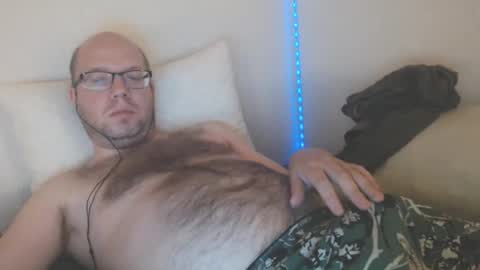 Snapshot of hoyboydkk chatting on 10.11.25 Christian online show from 10.11.25