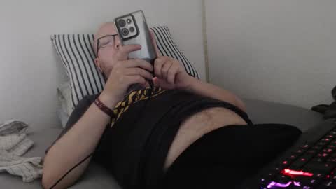 Snapshot of hoyboydkk chatting on 06.01.26 Christian online show from 06.01.26