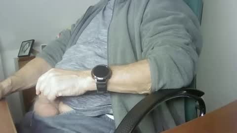 Snapshot of hpeter111 chatting on 12.15.24 Peter online show from 12.15.24