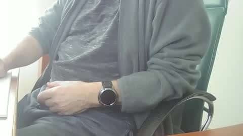 Snapshot of hpeter111 chatting on 01.16.25 Peter online show from 01.16.25