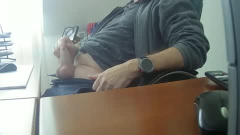 Snapshot of hpeter111 chatting on 01.29.25 Peter online show from 01.29.25