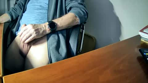 Snapshot of hpeter111 chatting on 02.27.25 Peter online show from 02.27.25