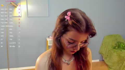 Snapshot of huba_booba chatting on 09.18.25 Diane online show from 09.18.25