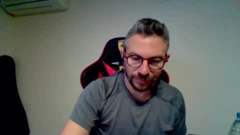 Snapshot of huge__cumshot chatting on 03.03.26 huge__cumshot online show from 03.03.26