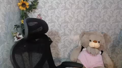 Snapshot of huge_cock2handle_intown chatting on 01.19.25 huge_cock2handle_intown online show from 01.19.25