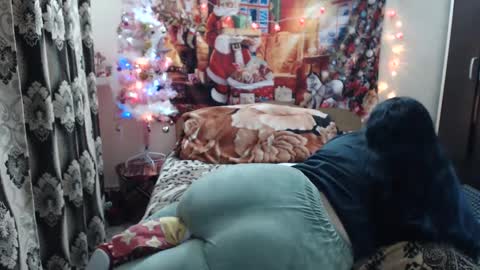 Snapshot of hugeassdevil chatting on 12.10.24 hugeassdevil online show from 12.10.24