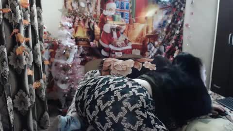 Snapshot of hugeassdevil chatting on 01.31.25 hugeassdevil online show from 01.31.25