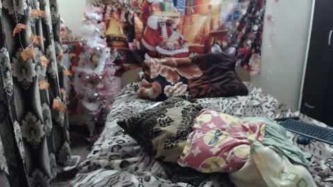 Snapshot of hugeassdevil chatting on 02.03.25 hugeassdevil online show from 02.03.25