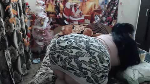 Snapshot of hugeassdevil chatting on 02.16.25 hugeassdevil online show from 02.16.25