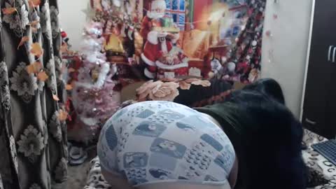 Snapshot of hugeassdevil chatting on 02.20.25 hugeassdevil online show from 02.20.25