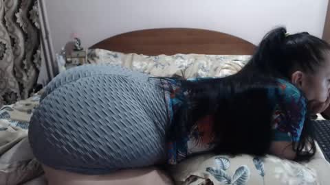 Snapshot of hugeassdevil chatting on 09.11.25 hugeassdevil online show from 09.11.25