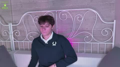 Snapshot of hugebangins_ chatting on 11.08.25 ANTHONY online show from 11.08.25