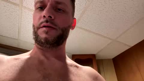 Snapshot of hugecock475 chatting on 10.18.25 hugecock475 online show from 10.18.25