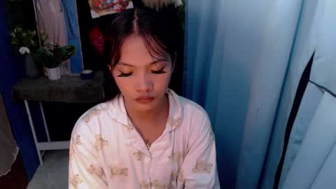 Snapshot of hugecock_elie chatting on 03.02.26 Elie online show from 03.02.26