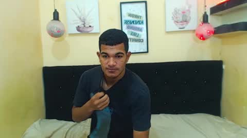 pablo  ubeer bigcock sexy twinks hot online show from 10.05.25