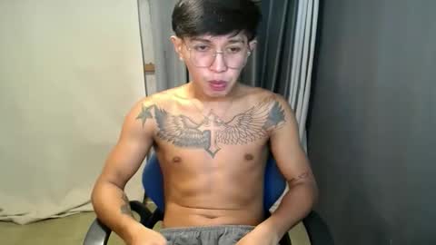 Snapshot of hugecockchristian chatting on 09.21.25 hugecockchristian online show from 09.21.25