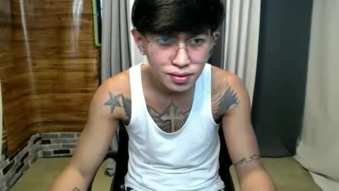 Snapshot of hugecockchristian chatting on 10.03.25 hugecockchristian online show from 10.03.25