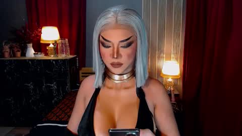 Christine online show from 10.05.25