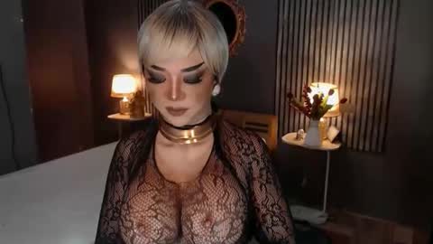 Christine online show from 12.05.25