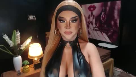 Christine online show from 04.04.26