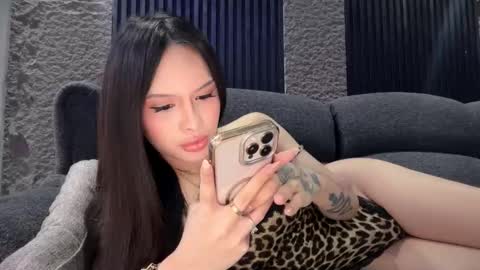 Snapshot of hugecockeightine chatting on 11.18.25 Tine Castillo online show from 11.18.25