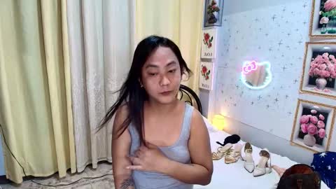 Snapshot of hugejuicyhotdog chatting on 10.10.25 hugejuicyhotdog online show from 10.10.25