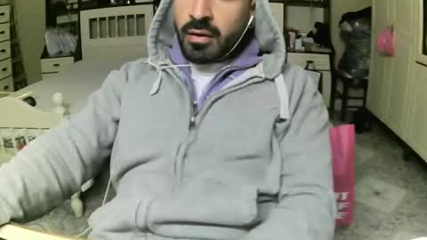 Snapshot of hugeveiny chatting on 02.18.25 hugeveiny online show from 02.18.25