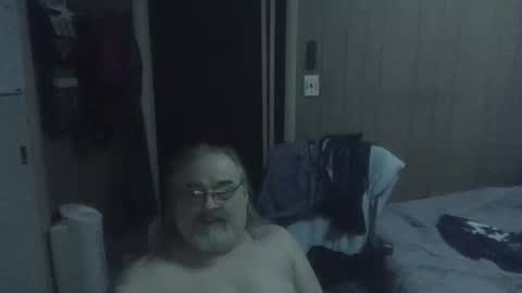 lonely huggy bear online show from 04.15.26