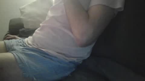 huguit026 online show from 02.17.26