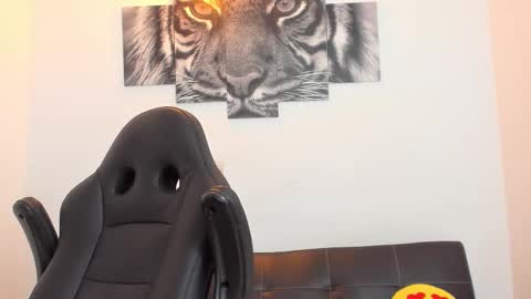 Eli online show from 02.10.26