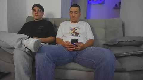 Snapshot of hun_damer chatting on 09.17.25 hun_damer online show from 09.17.25