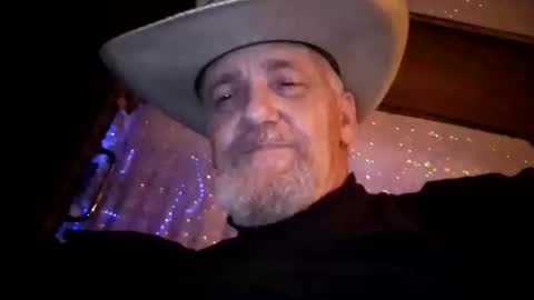 hung34u online show from 10.19.25