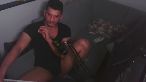 LittleDevilXo1999 online show from 12.18.25