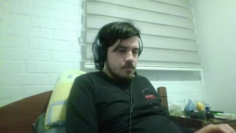 Snapshot of hungweeb chatting on 05.25.26 Rod online show from 05.25.26