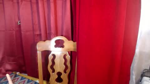 Snapshot of hunk_danny chatting on 11.10.25 hunk_danny online show from 11.10.25