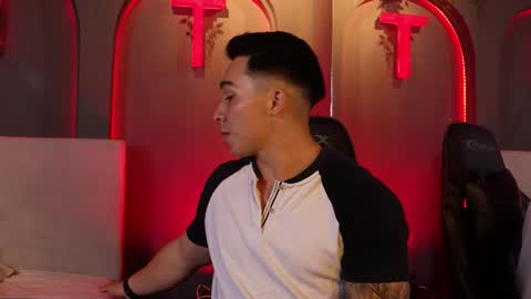 hunk_ryan online show from 10.05.25