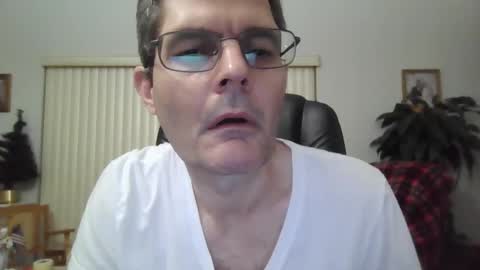 hunkmasclefad458 online show from 12.23.24