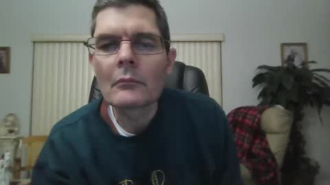 hunkmasclefad458 online show from 01.24.25