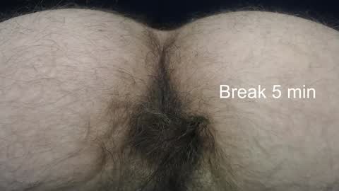 Snapshot of hunkytime chatting on 01.04.25 I AM NOT A DIRECTOR I AM THE BOSS KINGDADDYSIRSTR8ALPHAMASTER online show from 01.04.25