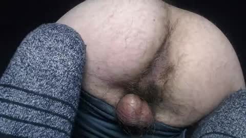 Snapshot of hunkytime chatting on 03.04.25 I AM NOT A DIRECTOR I AM THE BOSS KINGDADDYSIRSTR8ALPHAMASTER online show from 03.04.25