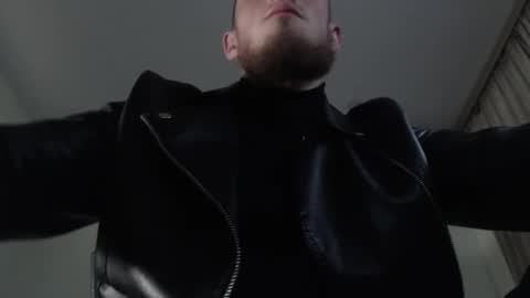 Snapshot of hunkytime chatting on 03.05.25 I AM NOT A DIRECTOR I AM THE BOSS KINGDADDYSIRSTR8ALPHAMASTER online show from 03.05.25