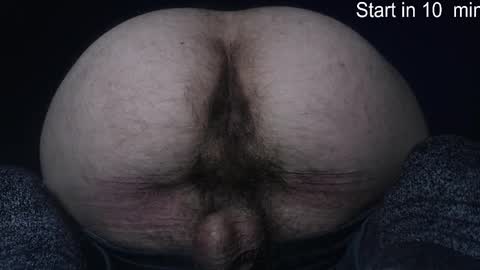 Snapshot of hunkytime chatting on 09.10.25 I AM NOT A DIRECTOR I AM THE BOSS KINGDADDYSIRSTR8ALPHAMASTER online show from 09.10.25