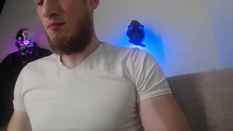 Snapshot of hunkytime chatting on 10.04.25 I AM NOT A DIRECTOR I AM THE BOSS KINGDADDYSIRSTR8ALPHAMASTER online show from 10.04.25