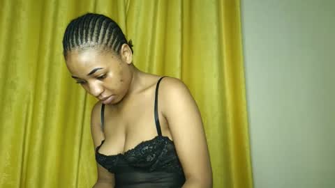 Snapshot of hunsweetpie chatting on 01.09.26 hunsweetpie online show from 01.09.26