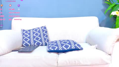 Hunter  online show from 10.14.25