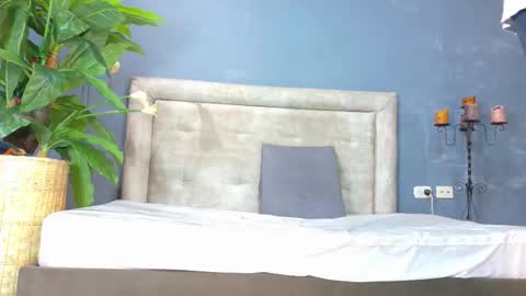 Hunter  online show from 01.12.26