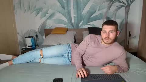 Hunter Bridges online show from 12.04.25